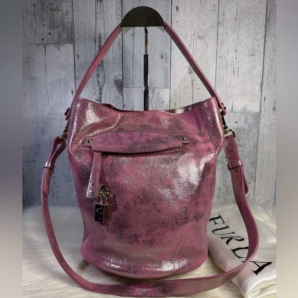FURLA limited edition shimmer bucket bag in champagne